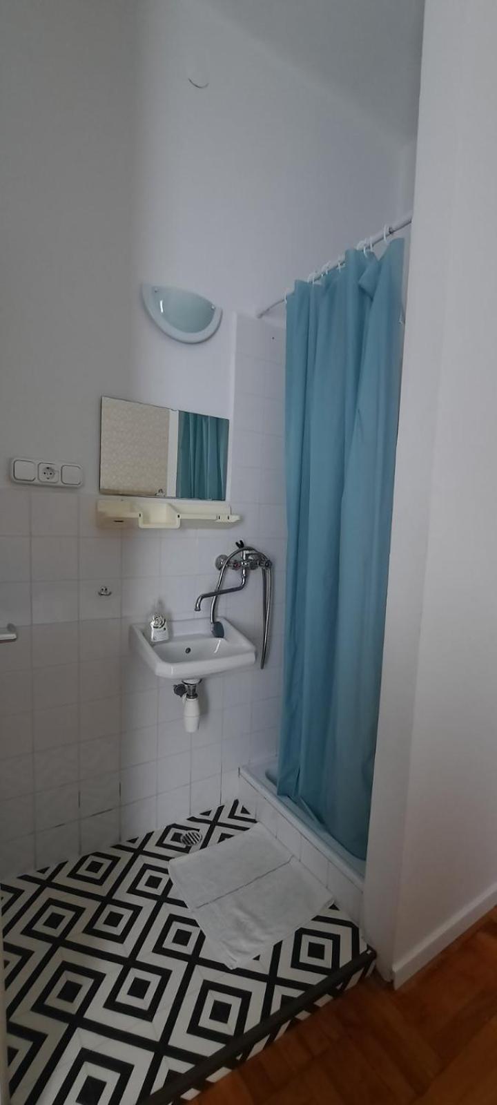 באלאטונסארסו Central Room מראה חיצוני תמונה